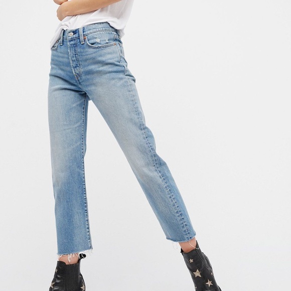 🆕 Free People x Levi’s Wedgie Straight Jeans - Picture 2 of 2